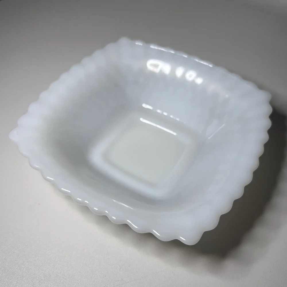 Anchor Hocking Vtg Square Diamond or Hobnail Milk Glass Bowl 50s-60s